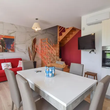 Pet Friendly In Nocera Terinese